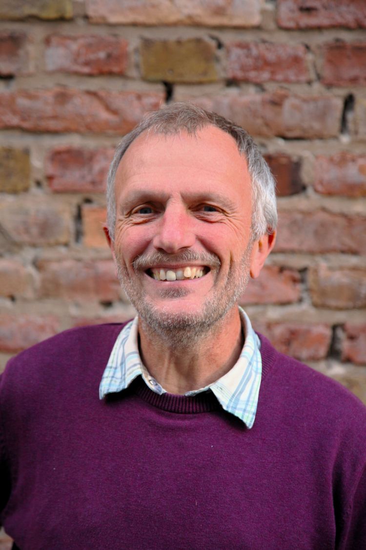 Profilbild von Dr. Günter Bornholdt (Biologe | seit 2022 im Ruhestand)